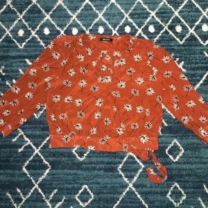 Madewell: S tie front silky daisy top